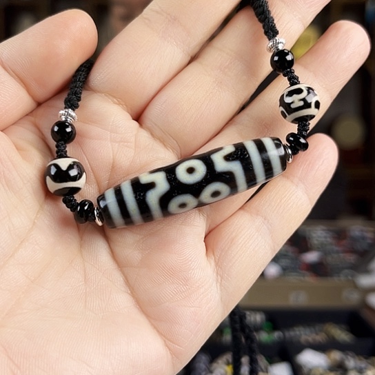 玛瑙/玉髓颈饰合金