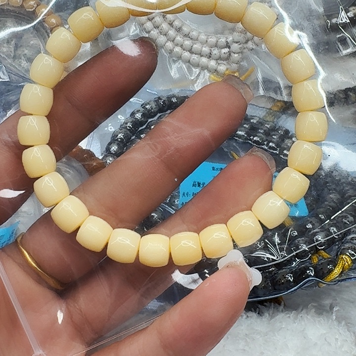 星月菩提手串343黄驼骨87直单圈