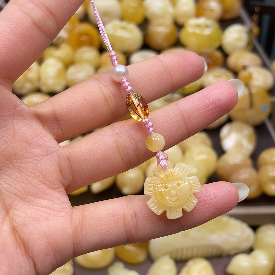 蜜蜡裸石未镶嵌蜜蜡