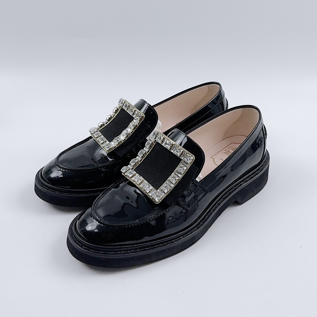 95新 Roger Vivier/罗杰·维威耶 38.5码 RV 方扣满钻乐福鞋 vz055