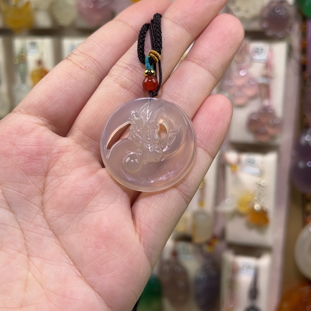 ****虎玛瑙/玉髓未镶嵌吊坠(赠链)