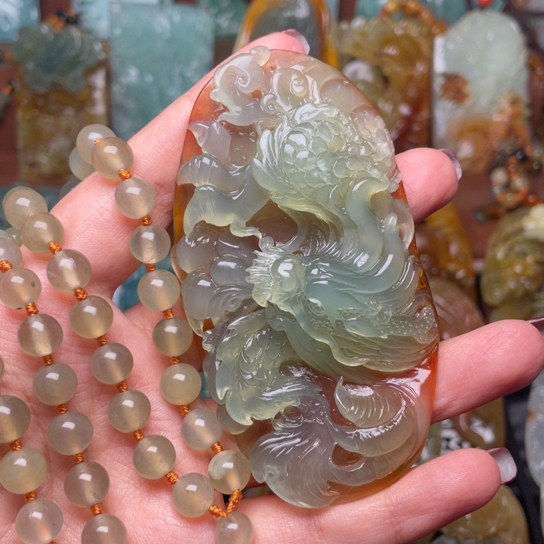 蛇纹石玉颈饰未镶嵌Z*t