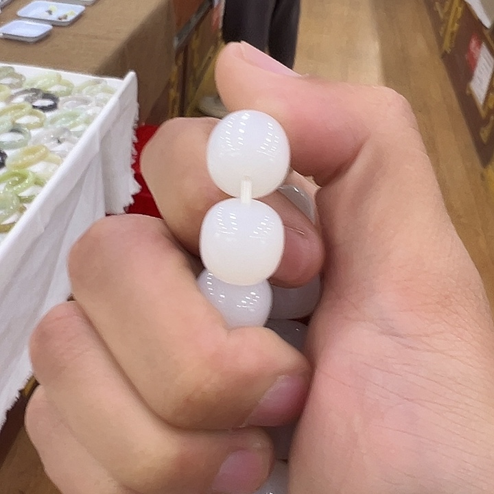 和田玉未镶嵌颈饰多样性发货单珠