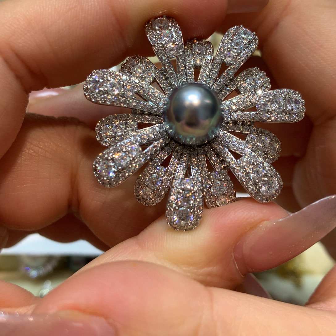 海水珍珠胸饰未镶嵌