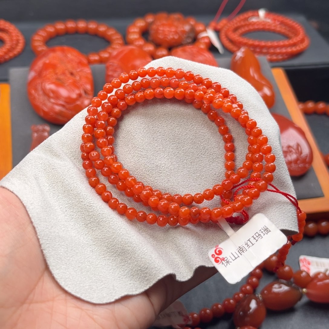 南红玛瑙未镶嵌手链