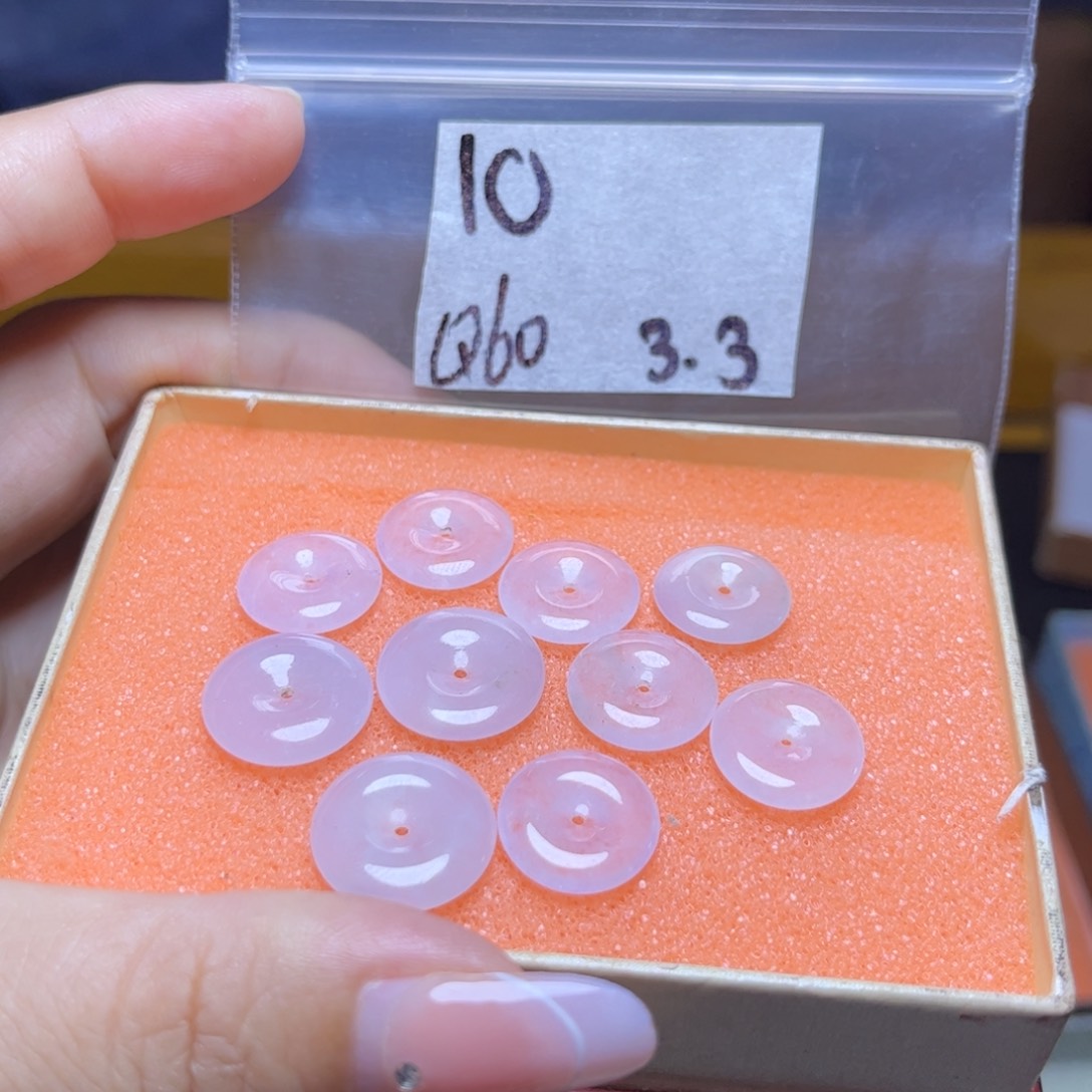 定制翡翠未镶嵌不