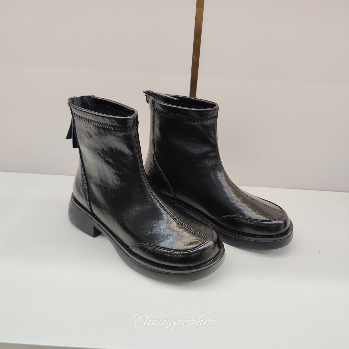 2025新款80066低跟平底短靴秋冬季休闲百搭薄绒短筒马丁靴女