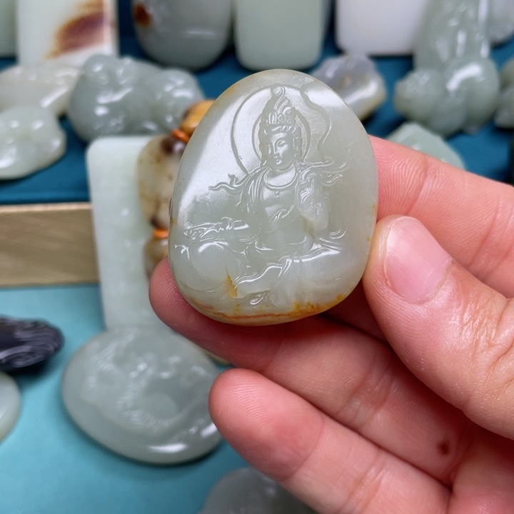 和田玉未镶嵌颈饰木*木