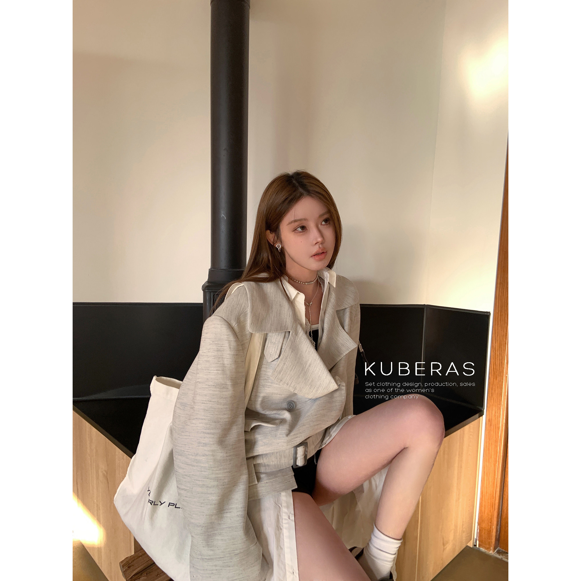 KUBERAS 休闲宽松高级感短款阔肩大翻领双排扣廓形气质风衣短外套