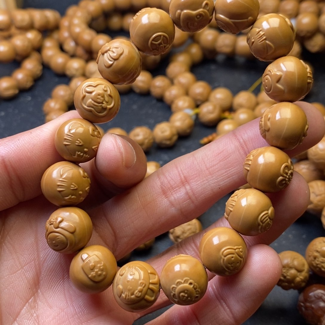 猴头核桃吊坠直播间