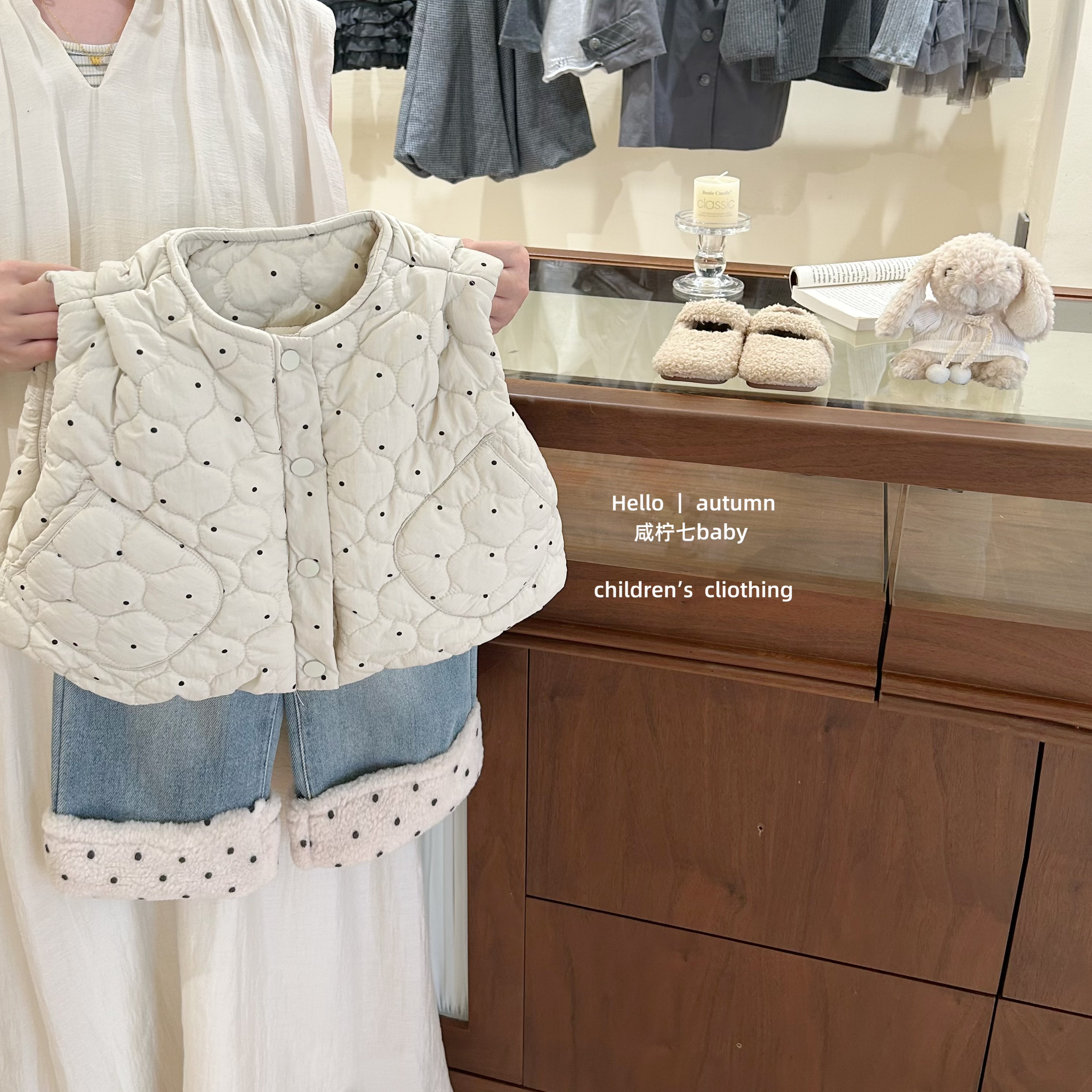 【咸柠七】女童秋冬装洋气波点棉马甲女宝宝保暖背心加厚坎肩儿童装