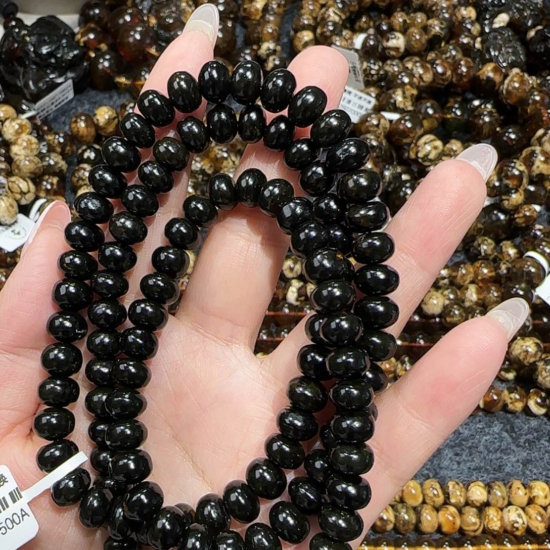 琥珀戒指未镶嵌君*见抚顺琥珀