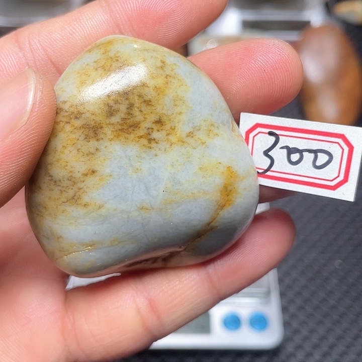 未镶嵌和田玉挂件300