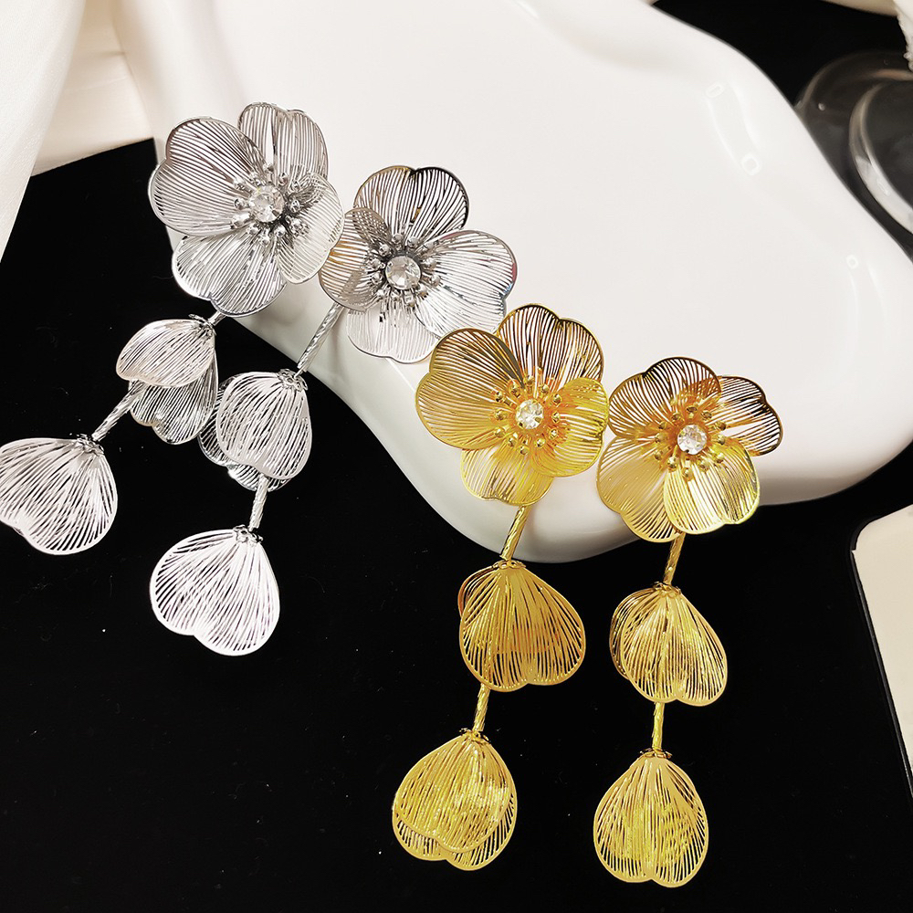 铜合金合成锆石耳饰 金色掐丝镂空花朵流苏夸张耳环复古新中式银