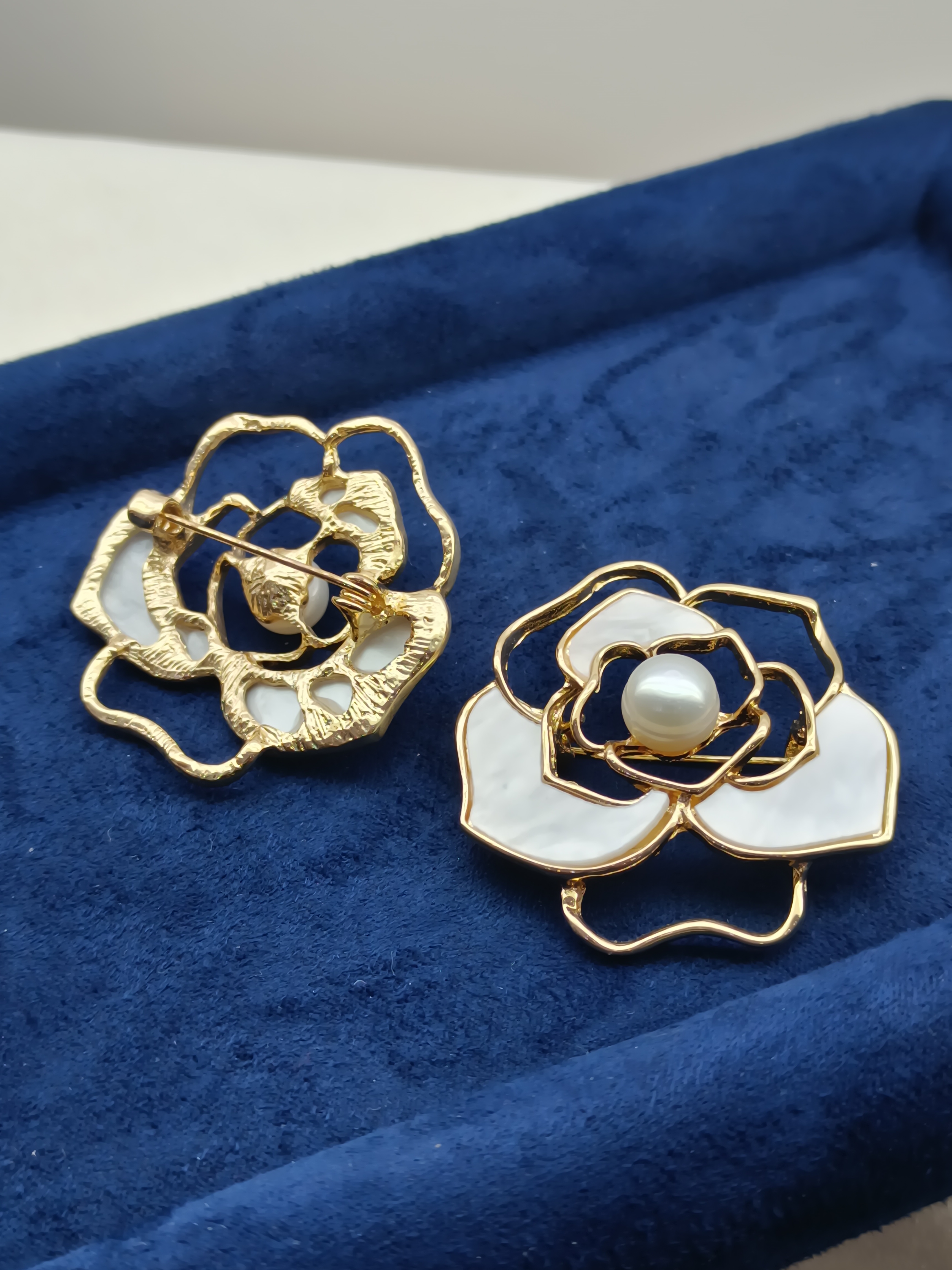 【瑞米珍珠】淡水珍珠山茶花胸针气质时尚百搭8-9mm法式