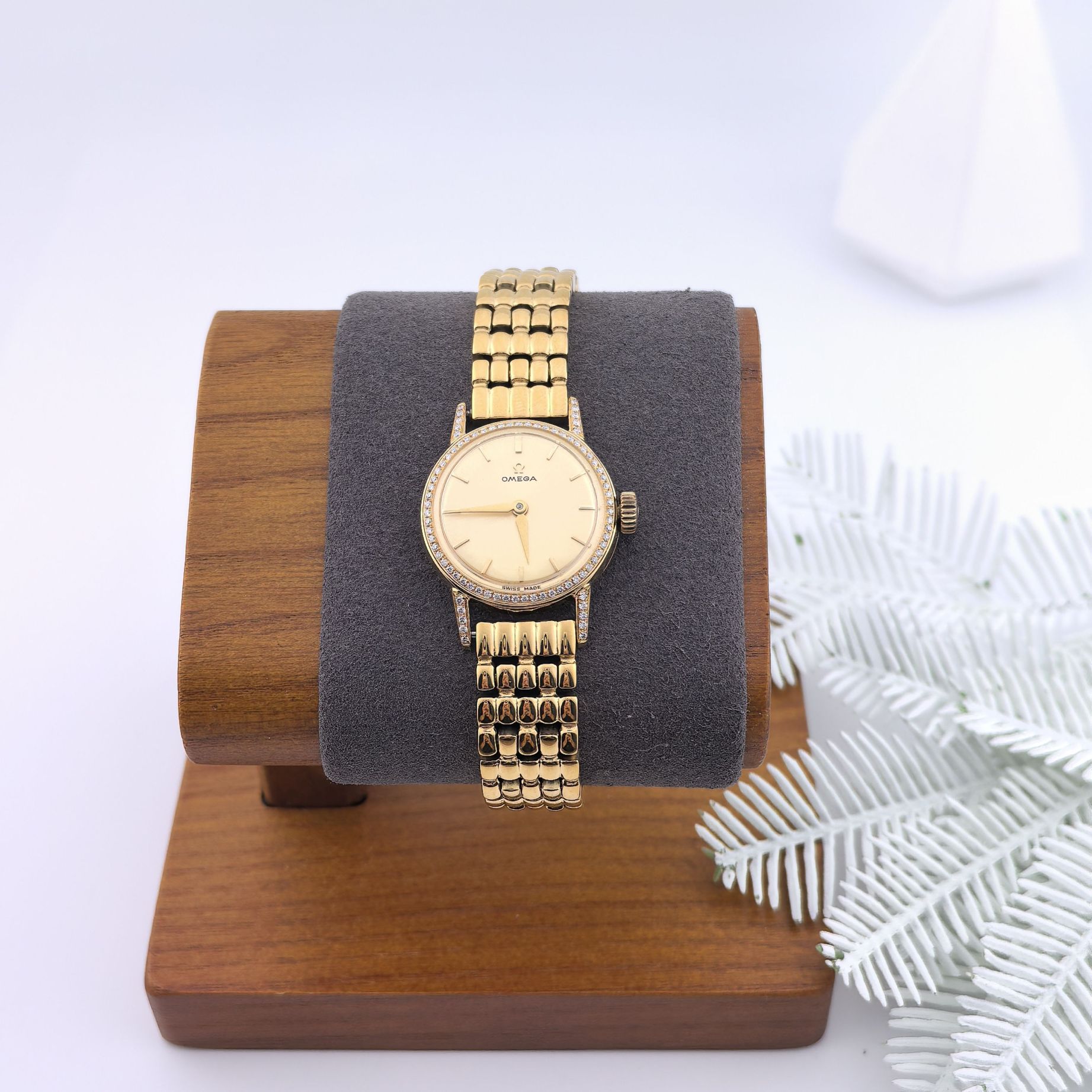 95新 Omega/欧米茄 【重庆中古谢漂亮】欧米茄手表/孤品/01545