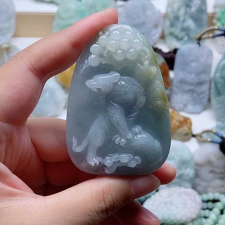 翡翠未镶嵌吊坠(不含链)1