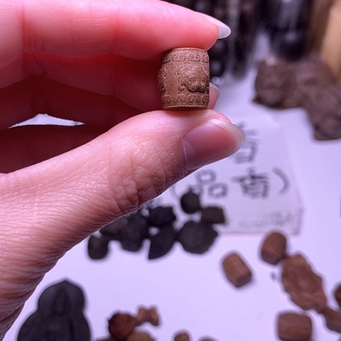 檀香木其他檀香古兽小桶珠