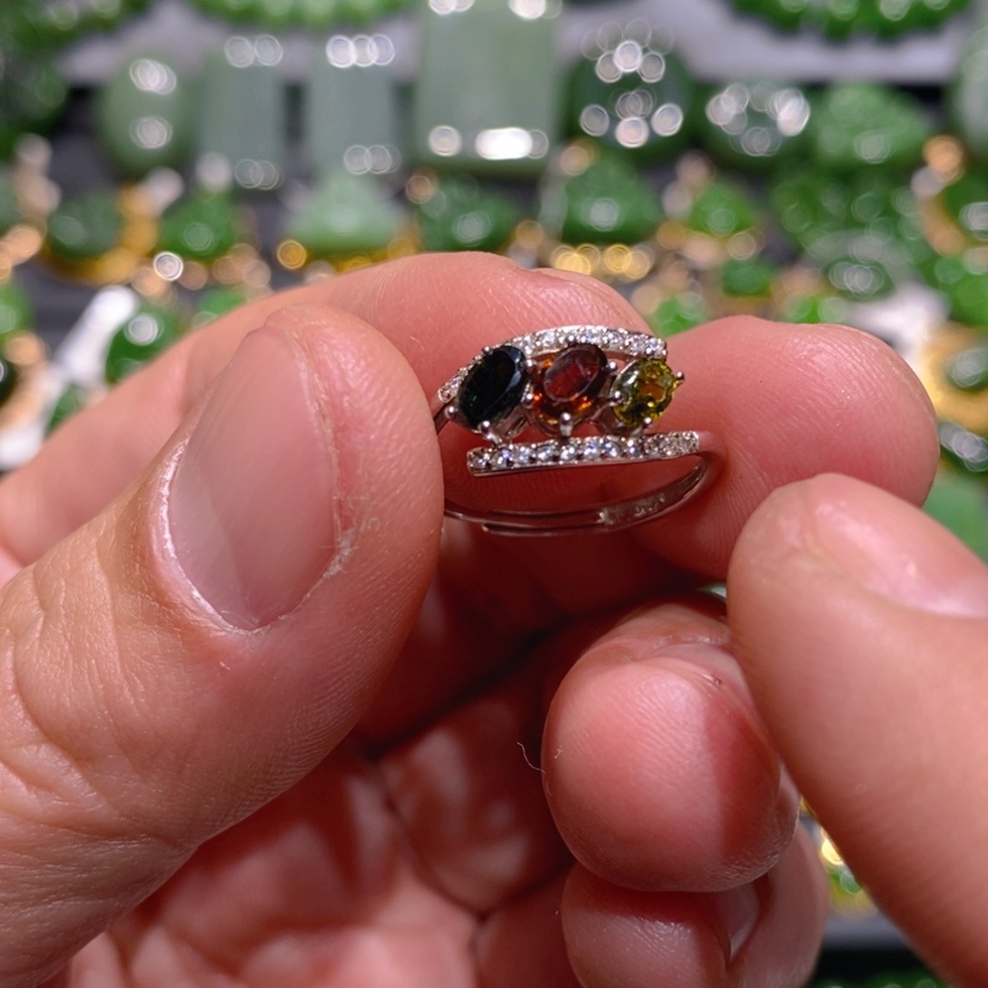 未镶嵌手链和田玉（碧玉）