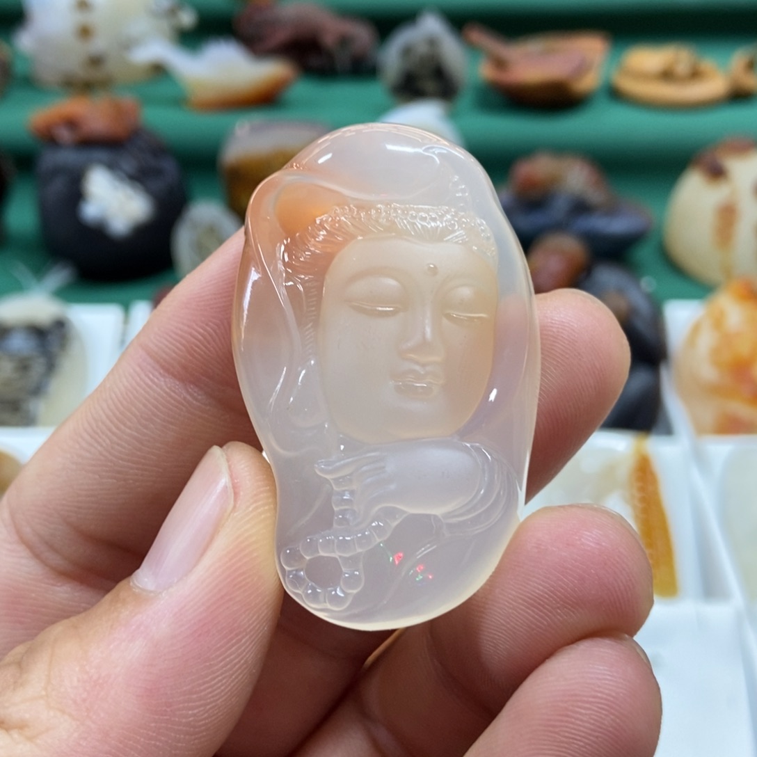 玛瑙/玉髓颈饰未镶嵌