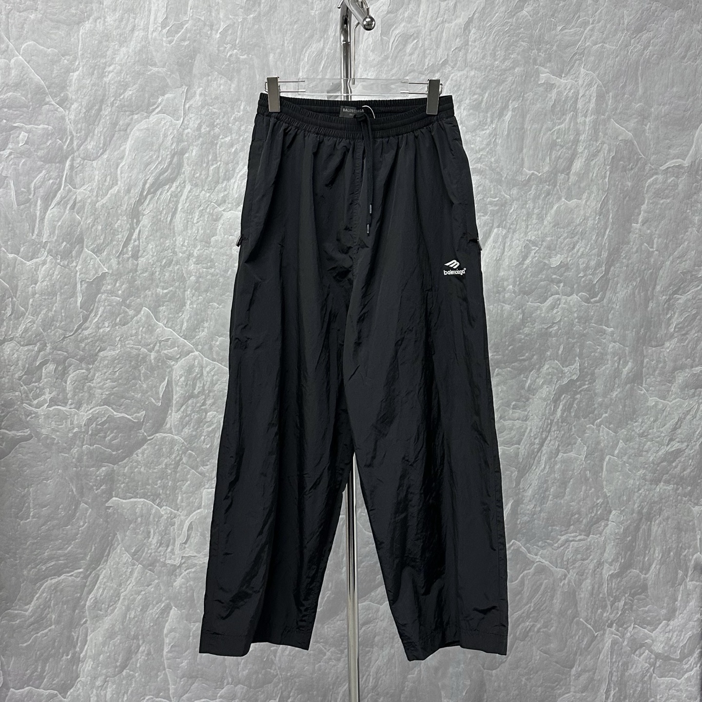 95新 Balenciaga/巴黎世家  3B刺绣logo松紧长裤 XS码 J01520