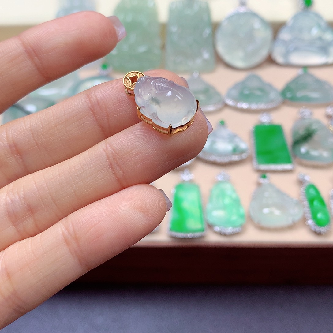 翡翠颈饰18K金镶嵌悠****所翡翠