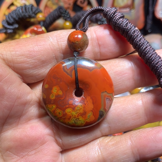 玛瑙/玉髓颈饰未镶嵌