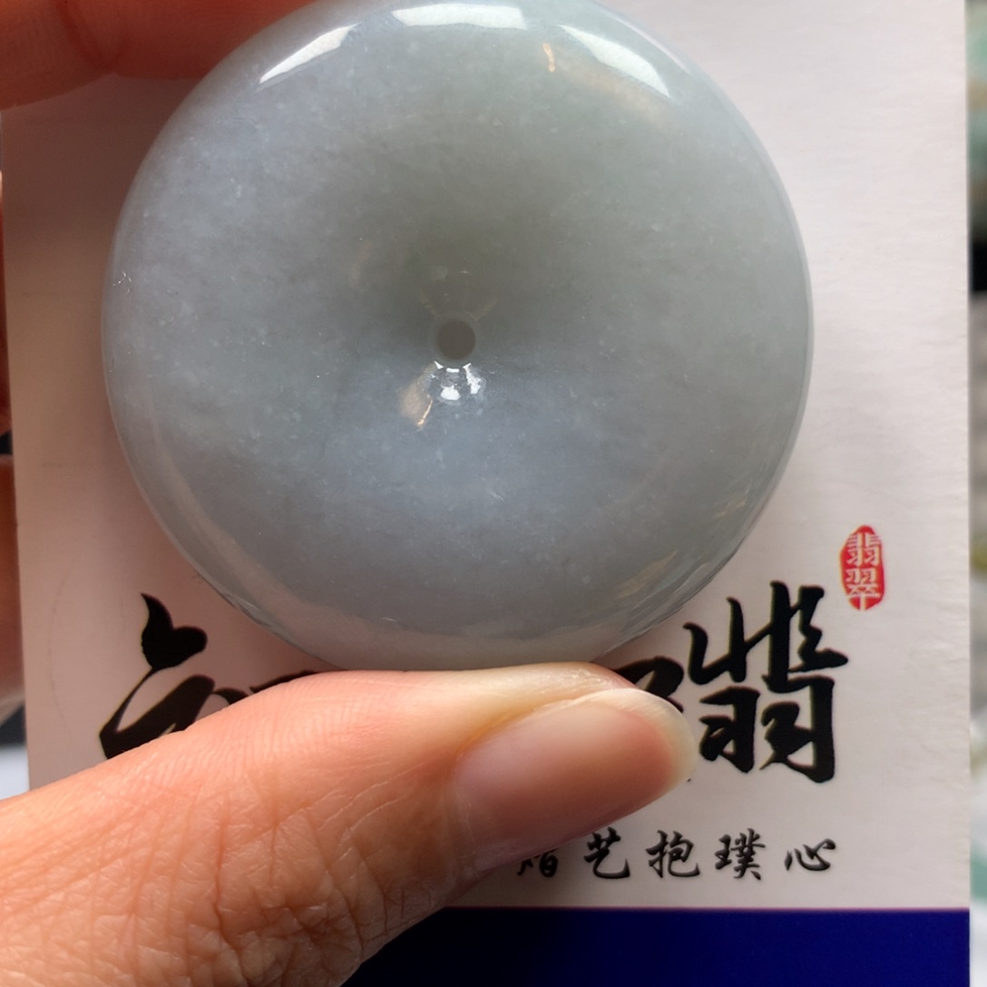 翡翠颈饰未镶嵌超级打肉扣 45*14