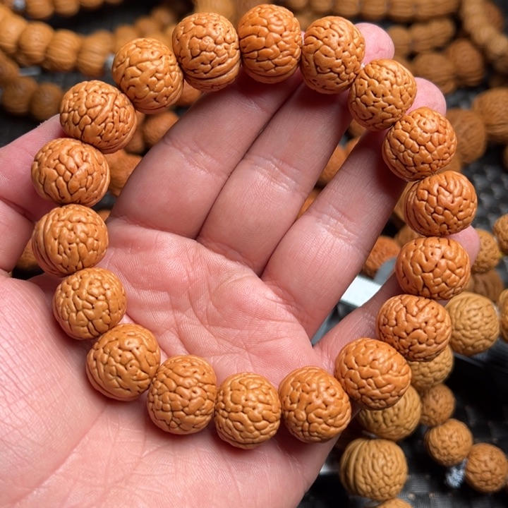 桃核手串野生铁扇