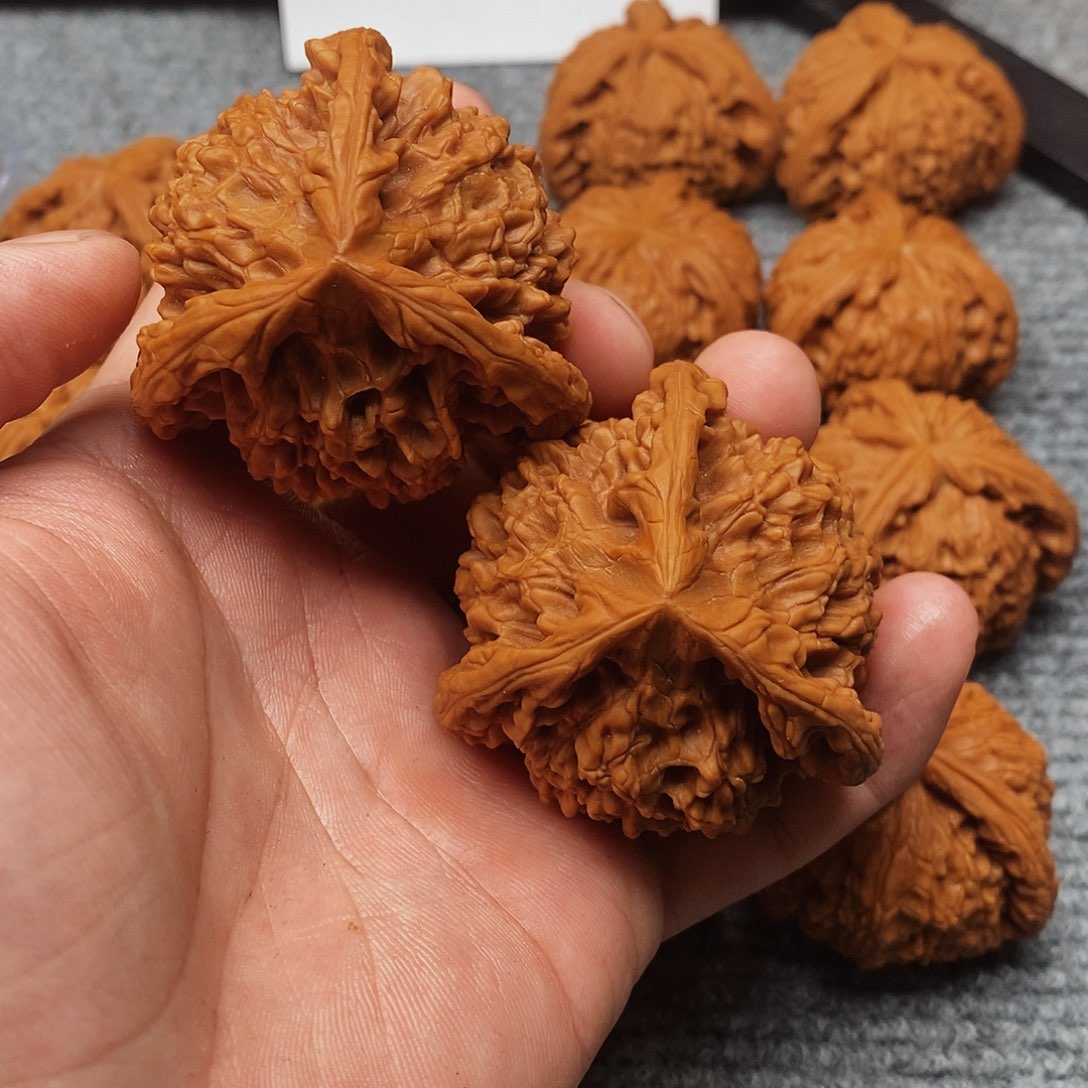 文玩核桃吊坠半**酒精工修复三棱50官帽奔