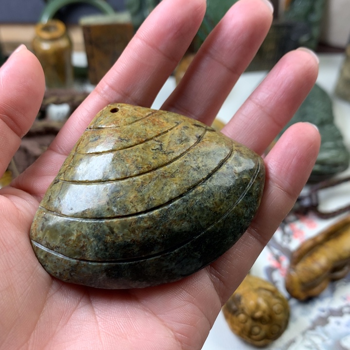 岫岩河磨玉（透闪石质玉）未镶嵌手把