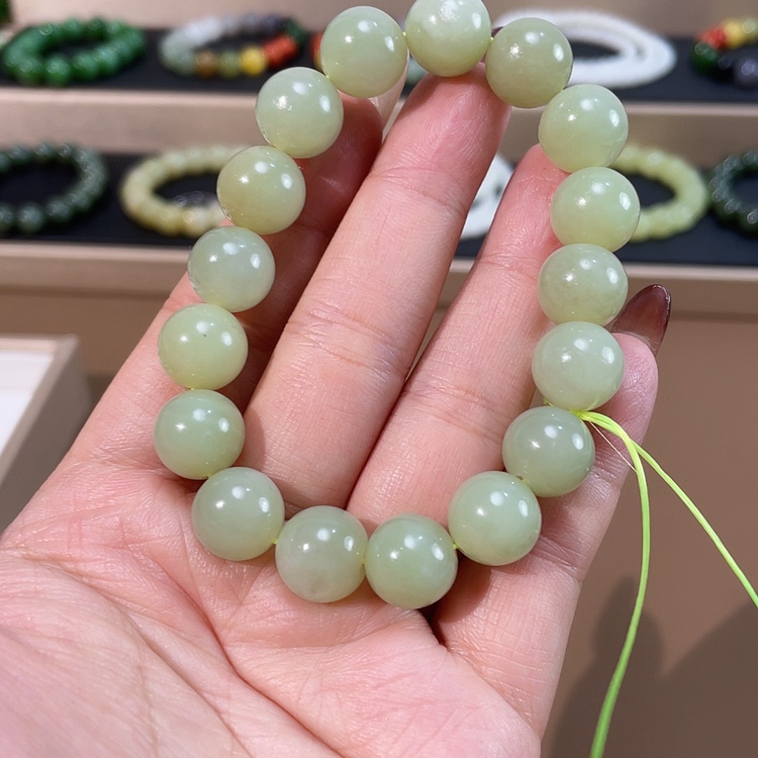 和田玉手链未镶嵌