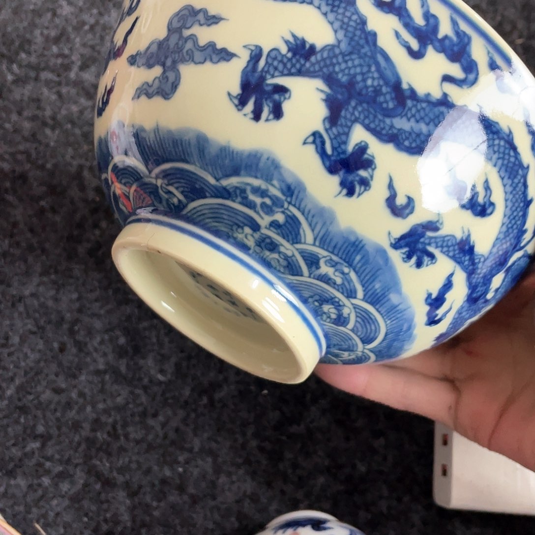 瓷片今天爱吃大米饭