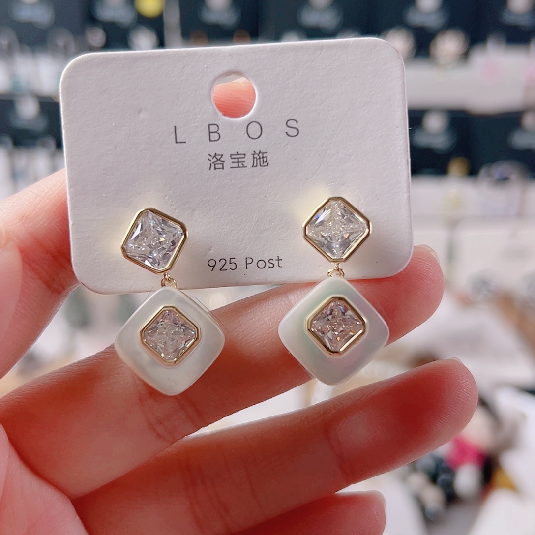 琉璃纯铜合金耳环的