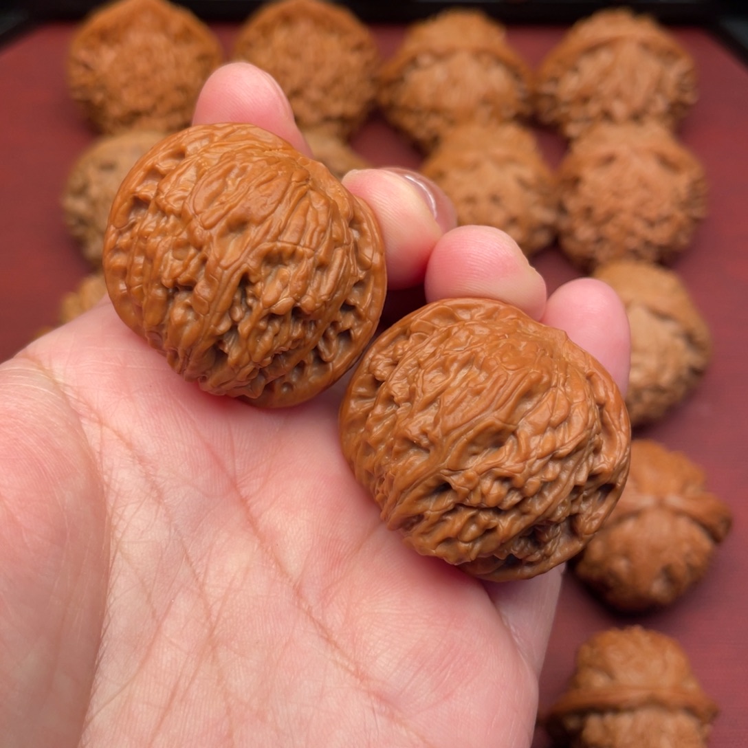 把件文玩核桃35红皮山地磨盘