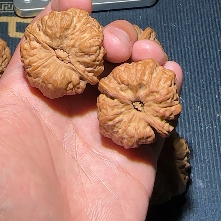 文玩核桃吊坠世****！蛤蟆头3