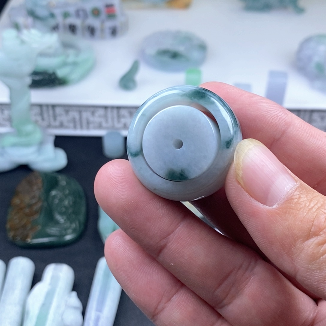 翡翠未镶嵌颈饰天然翡翠