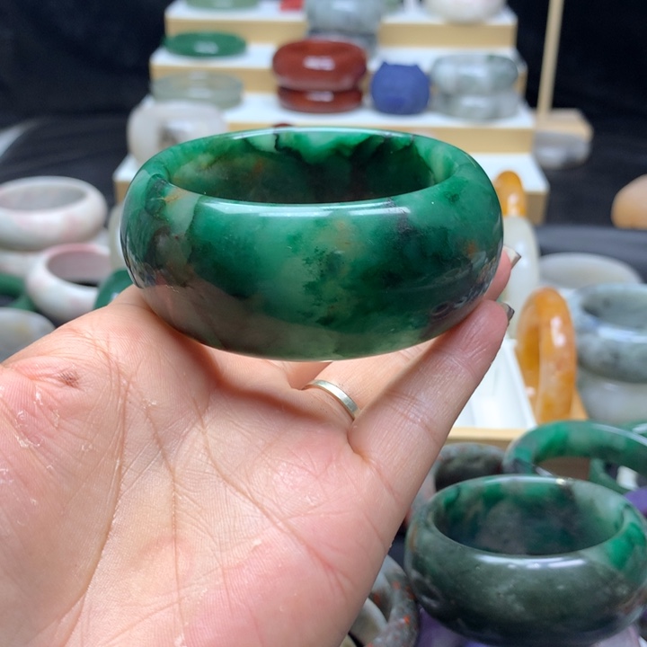 未镶嵌手镯石英质玉静****蒙