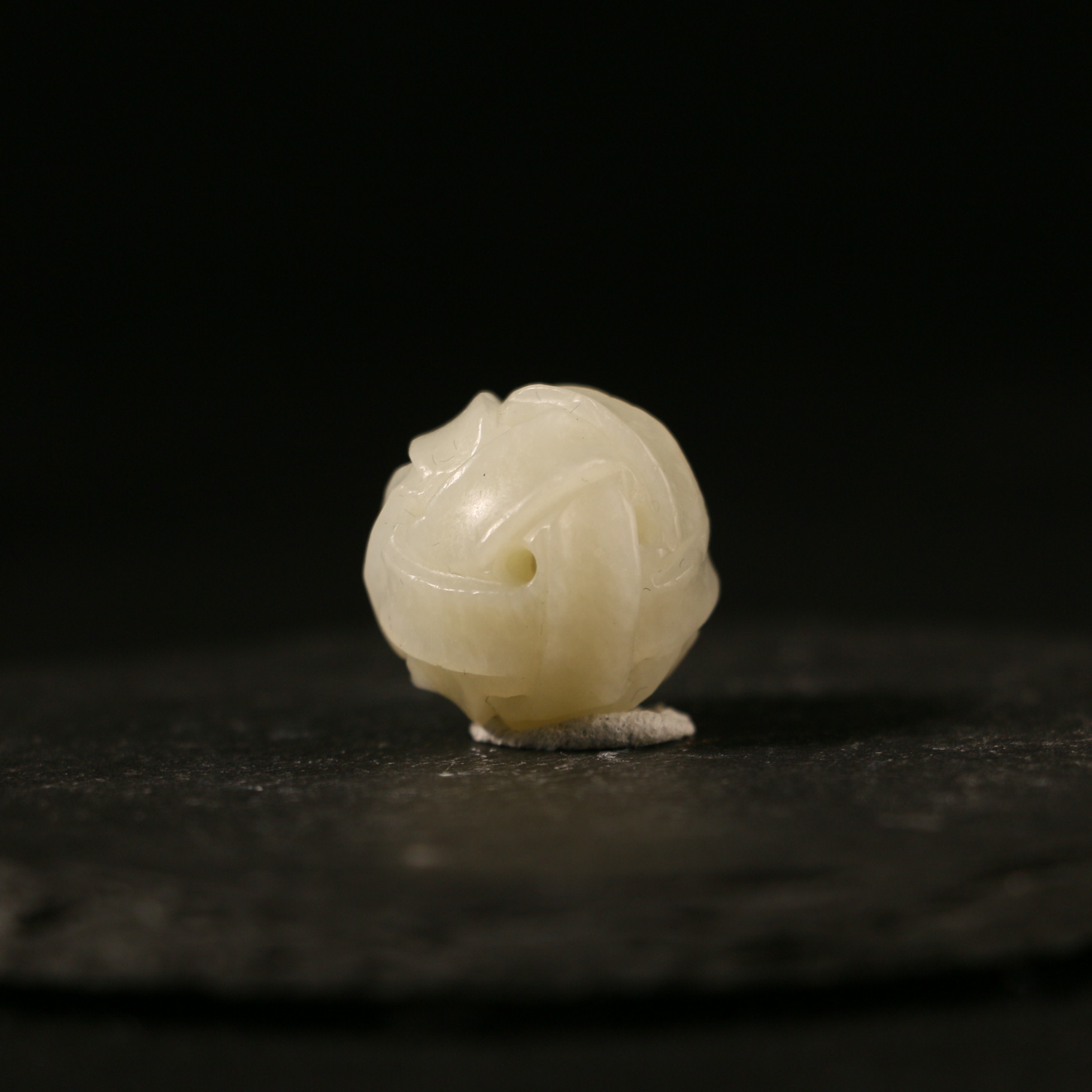 18F45 清 白玉圆珠子