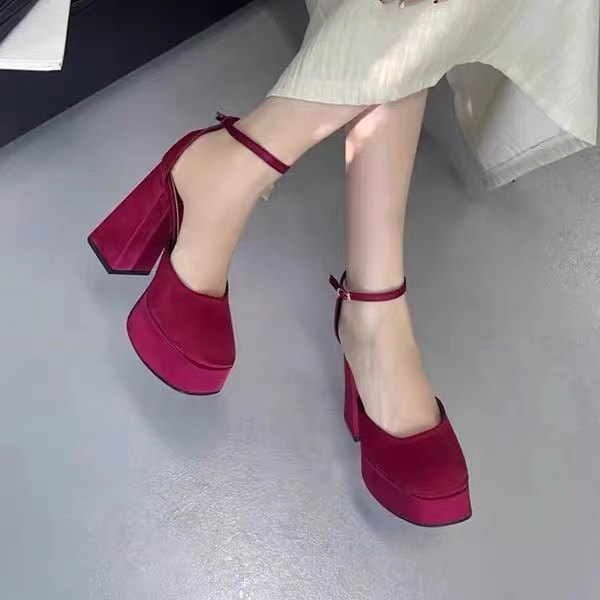 高跟鞋时尚粗跟超高跟单鞋包头凉鞋性感粉红色洛丽塔模特7558-1