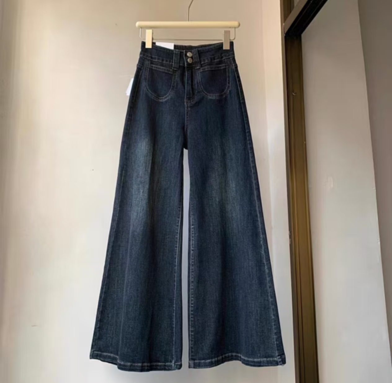 加绒显瘦高腰阔腿牛仔裤