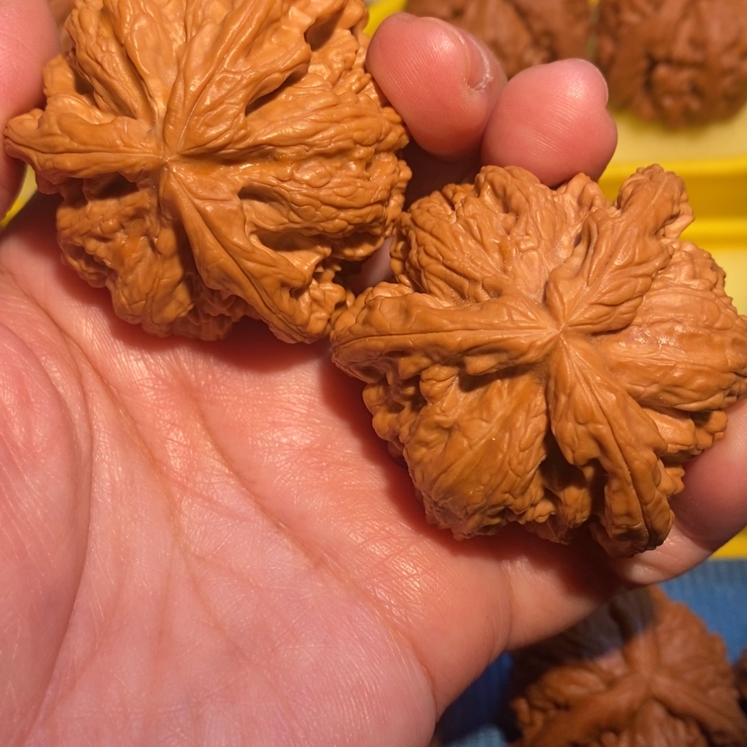 神***恩吊坠文玩核桃大粗筋