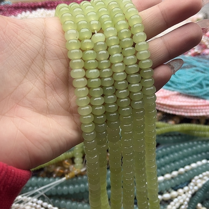 玛瑙/玉髓珠宝半成品未镶嵌一条8mm左右晴水绿和田玉算盘珠