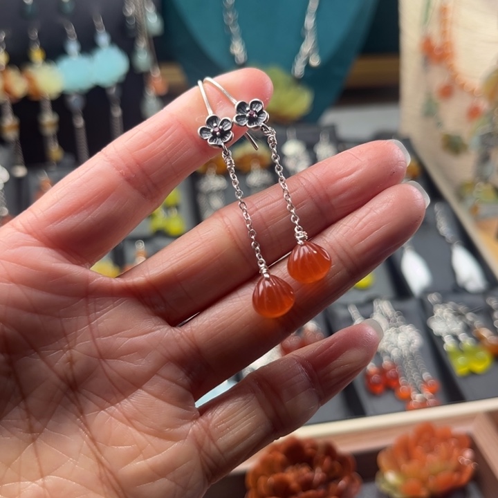 蛇纹石玉耳饰未镶嵌