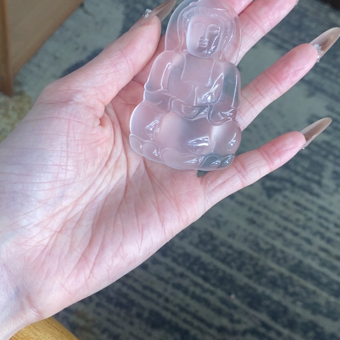 石英质玉颈饰未镶嵌凌*