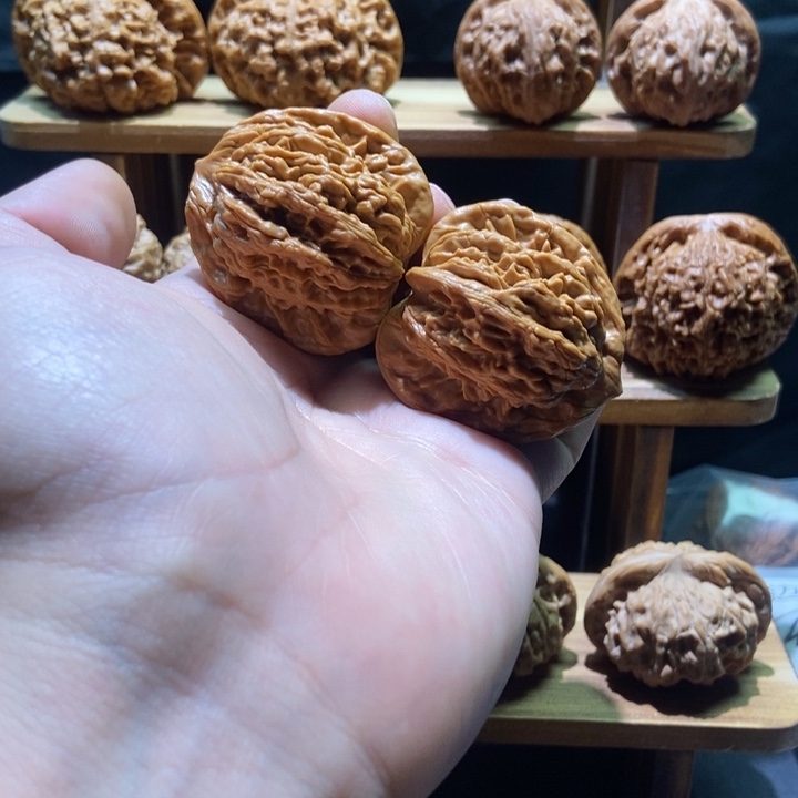 文玩核桃吊坠42原树麦虎
