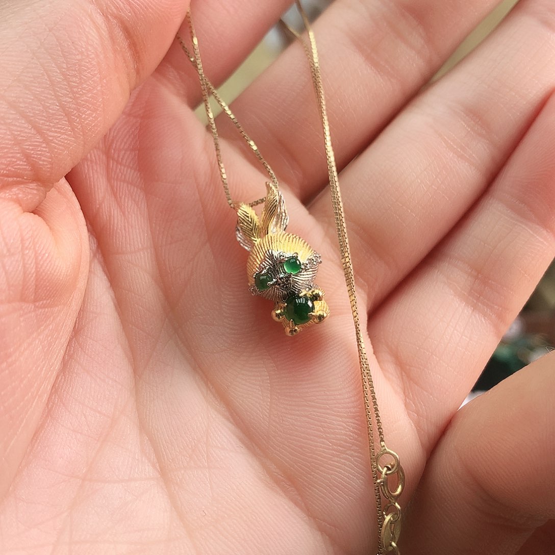 翡翠颈饰未镶嵌吊坠