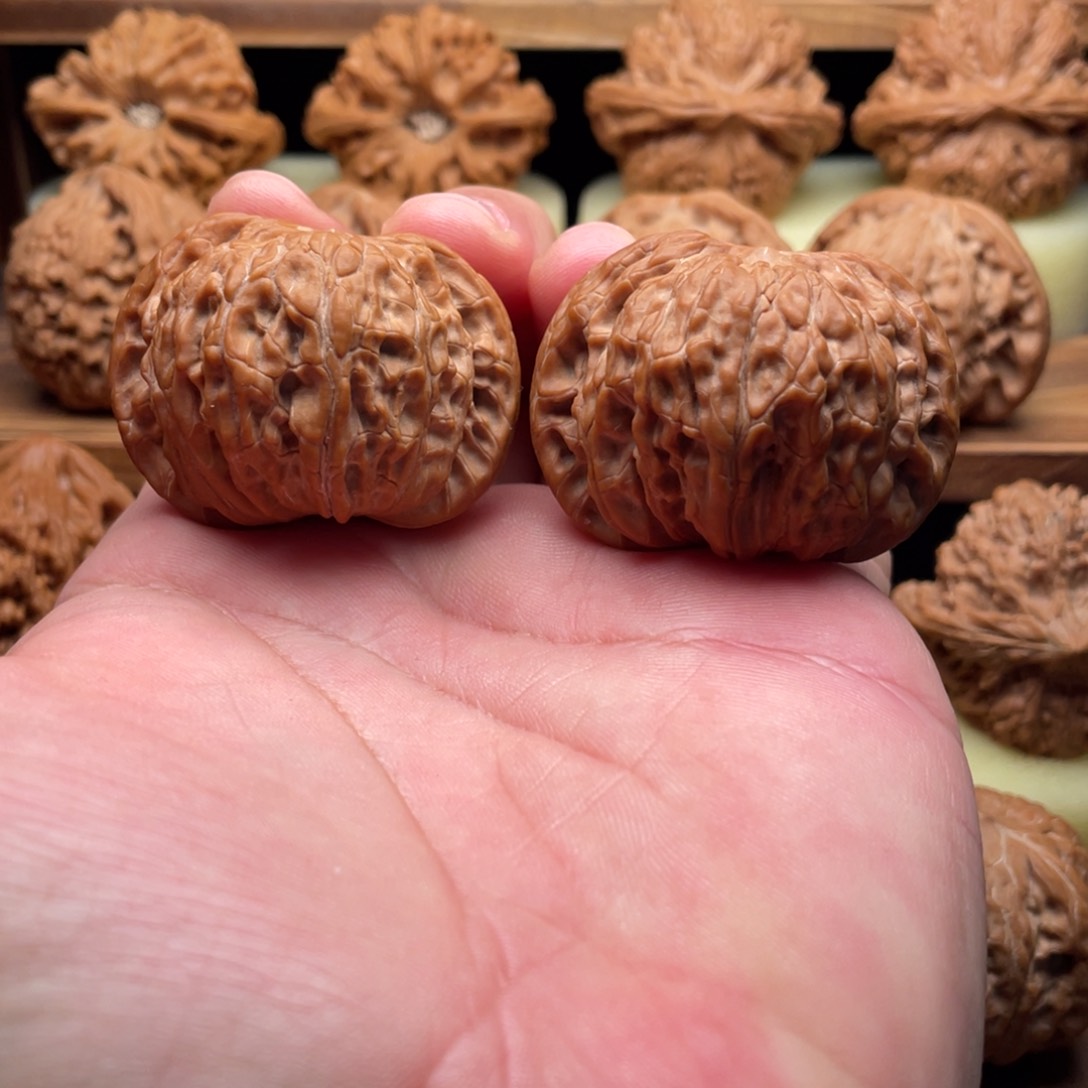 文玩核桃吊坠H**i42全品磨盘