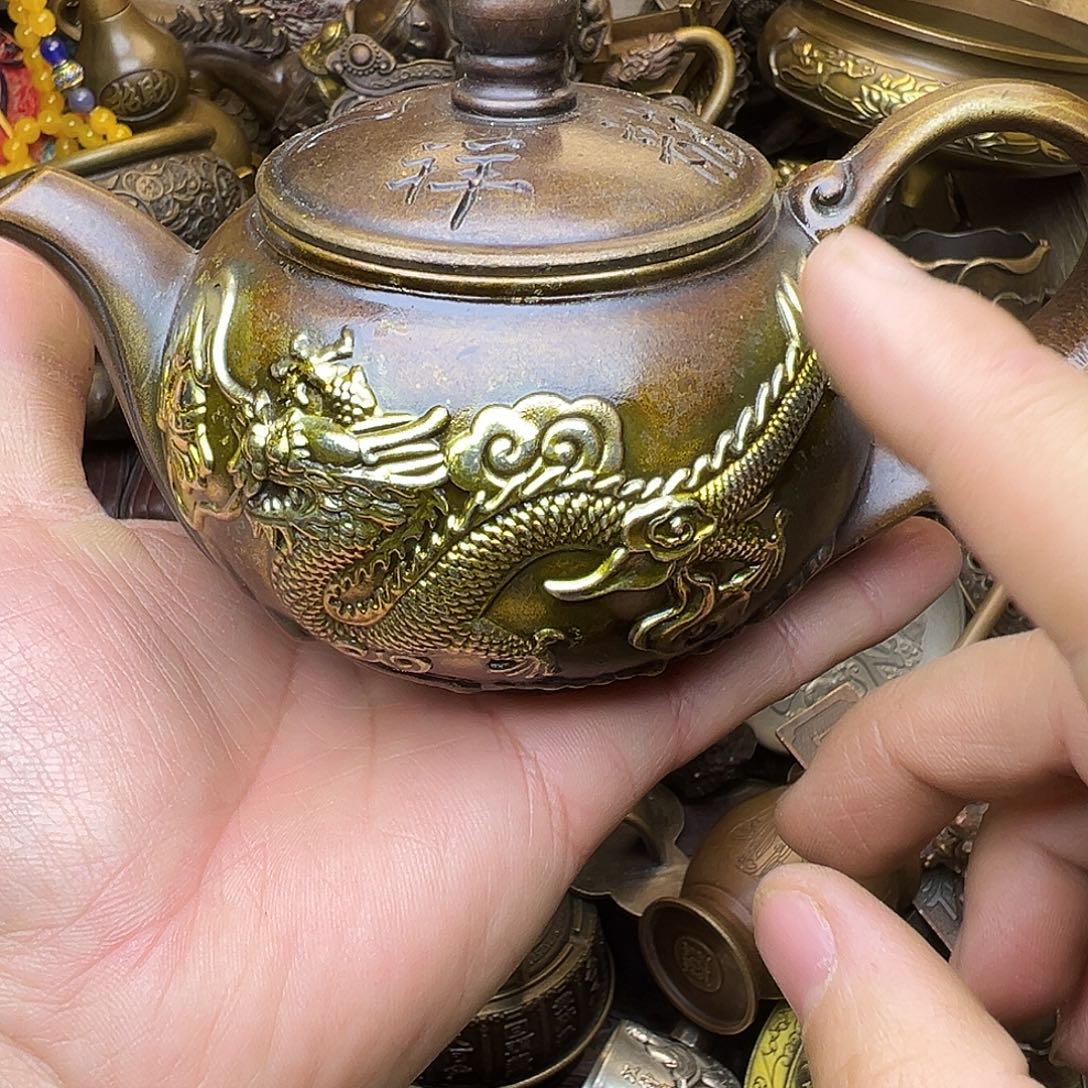 精品铜器，精美文玩