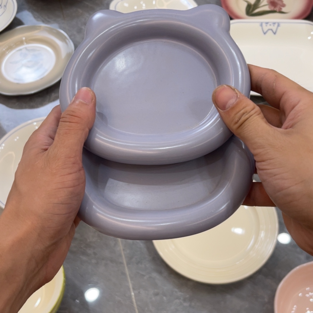 陶瓷微瑕餐具介意勿拍，满18飞！ 